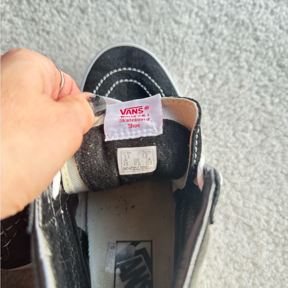 Vans Black and White High-Top Sneakers - Picture 4 of 5